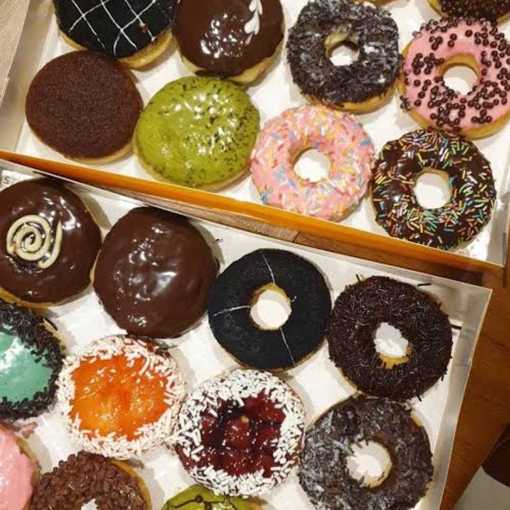 Kuliner Sahabat Mixue Grand Galaxy Bekasi