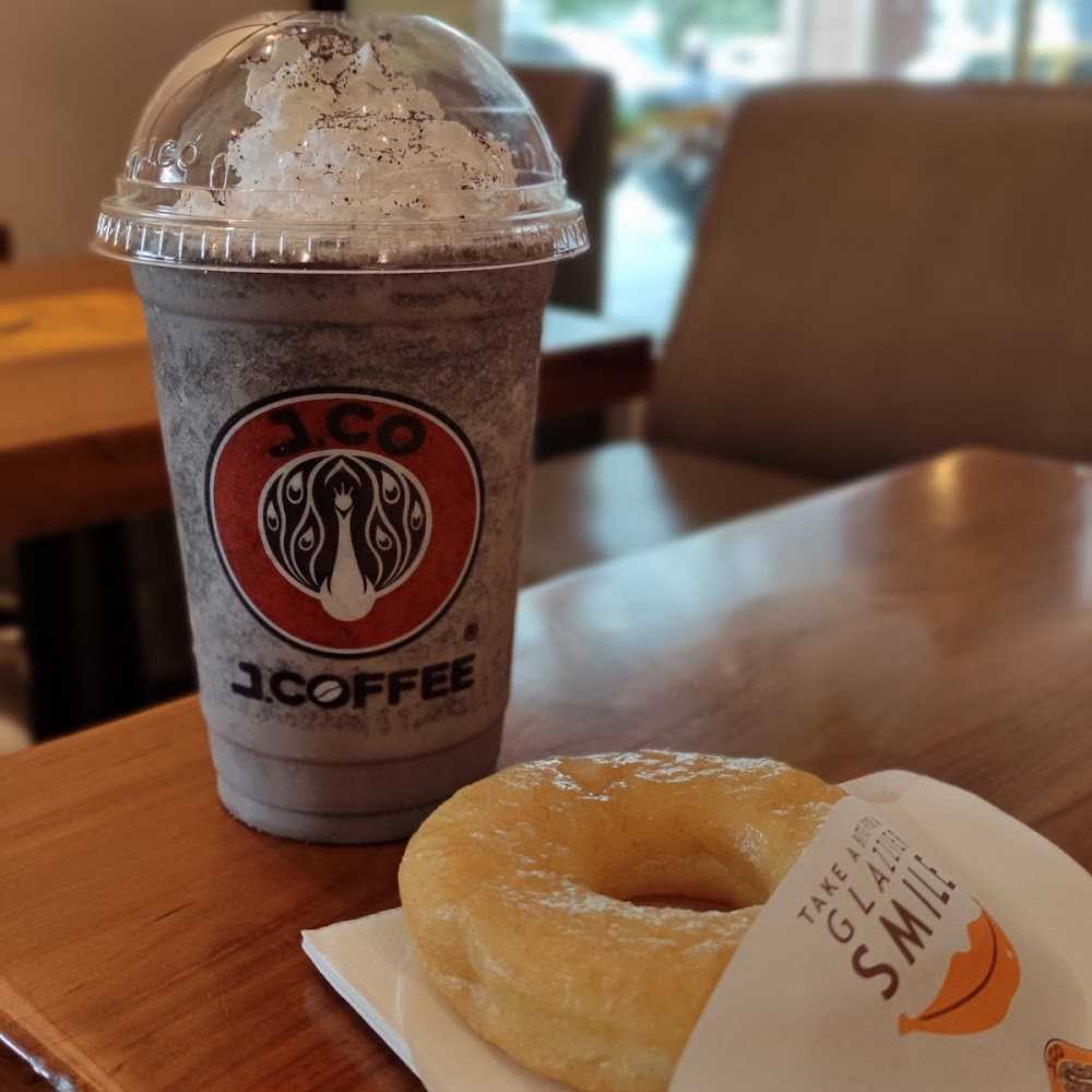 Kuliner J.CO Donuts & Coffee Cambridge City Square