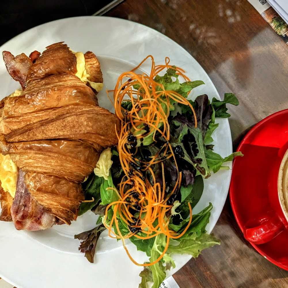 Kuliner Knots Cafe & Living (Pasir Panjang)
