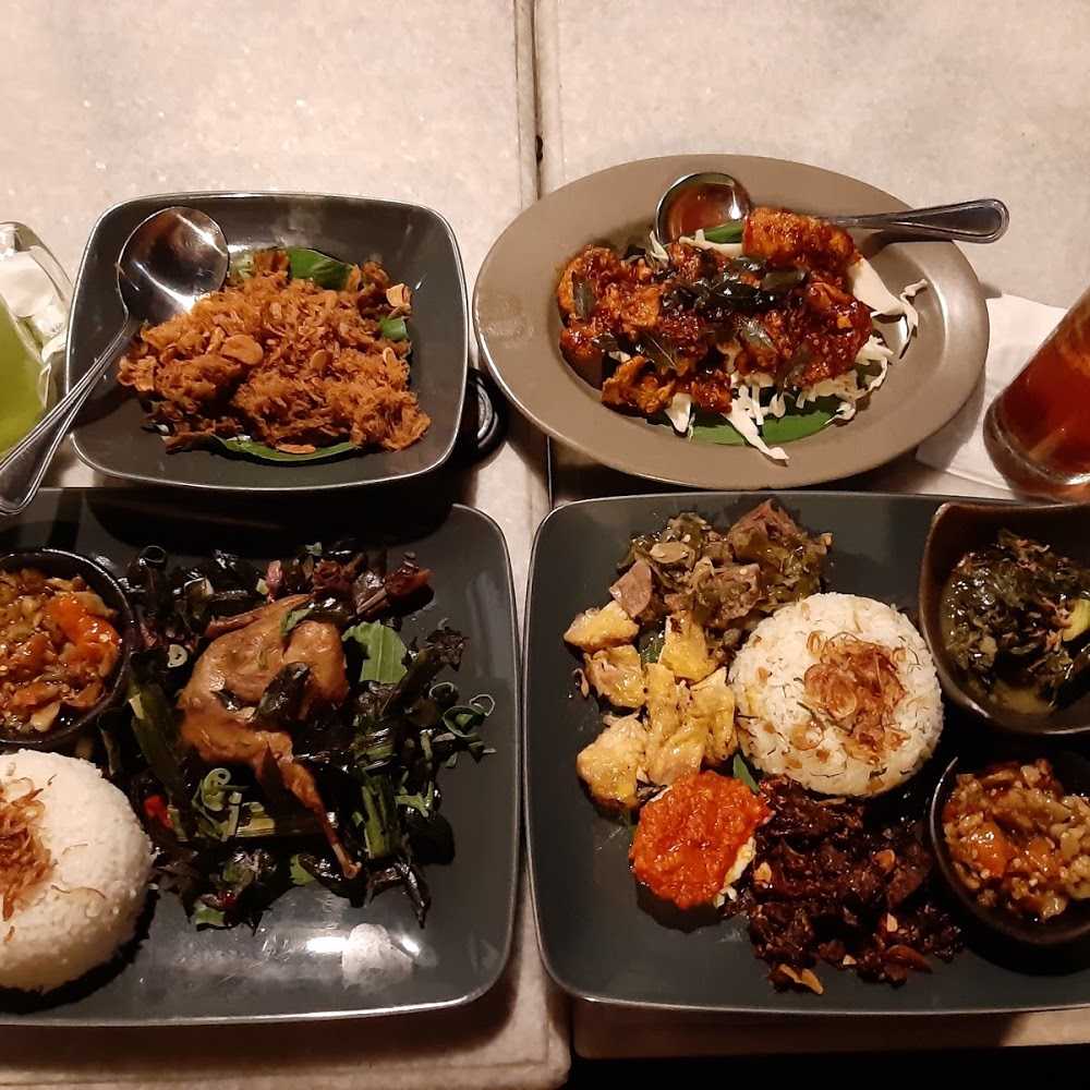 Kuliner Toko Kopi TUKU - Cipete