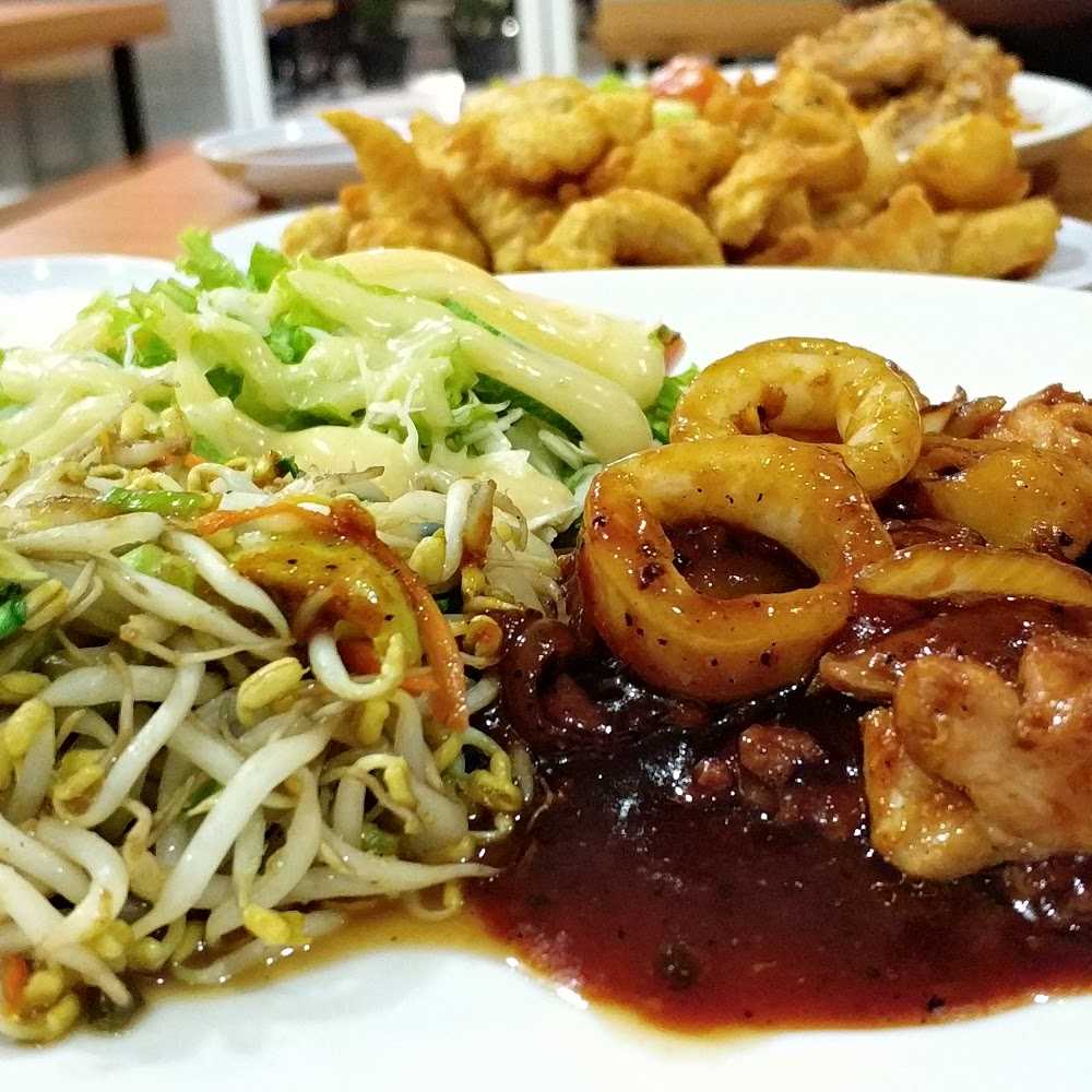 Kuliner Mie Ayam Bakso Yunus