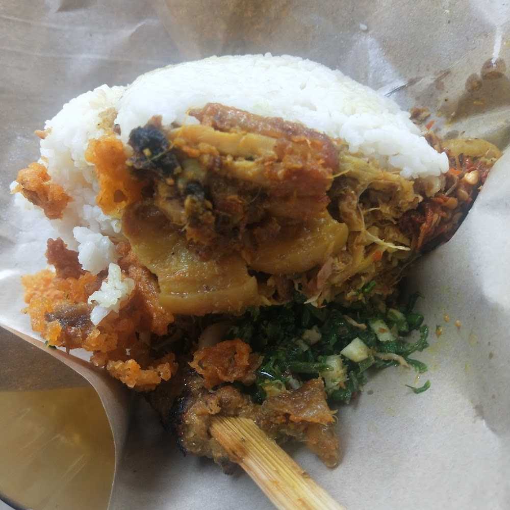 Kuliner MIXUE RAYA SESETAN