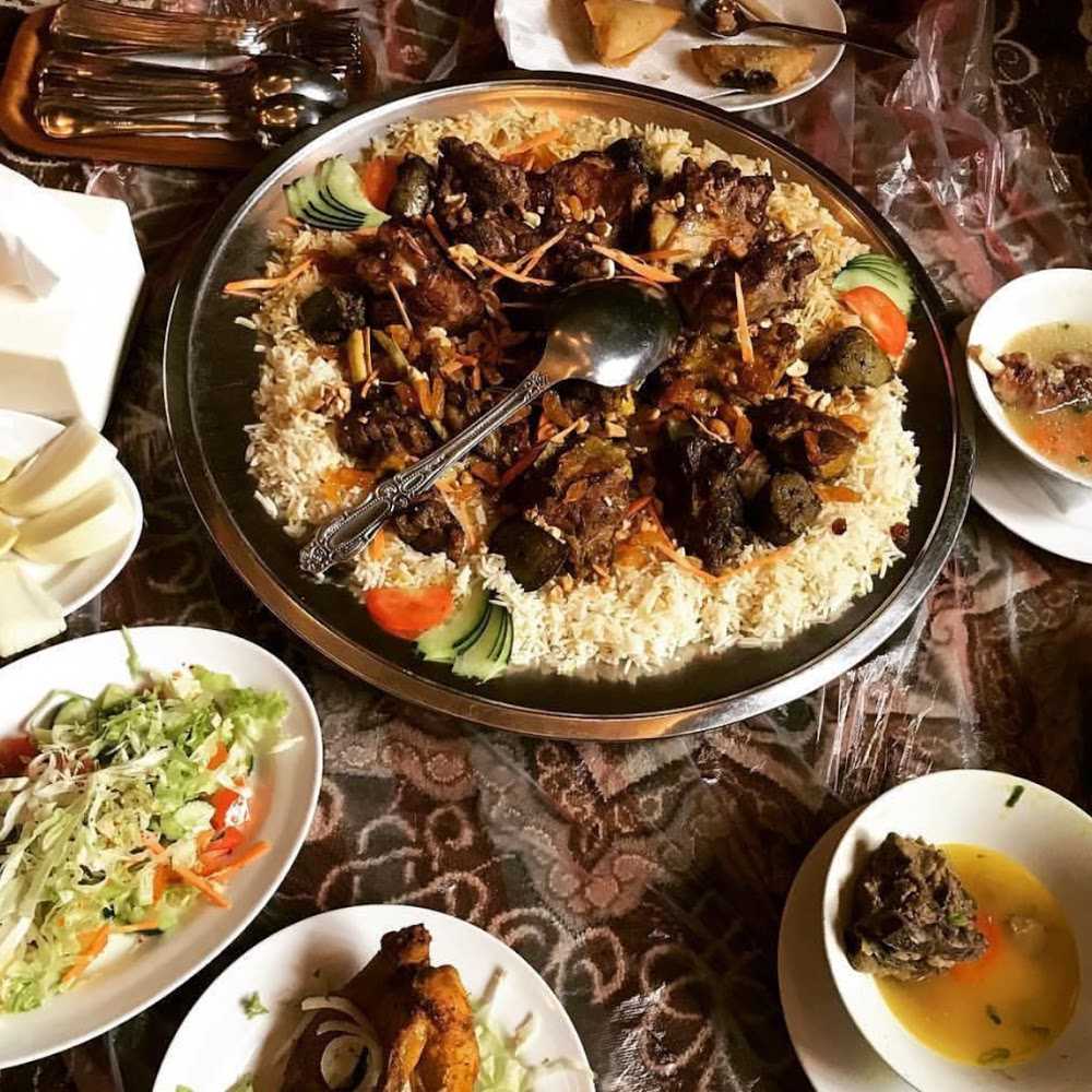 Kuliner Food Court Kaki Lima