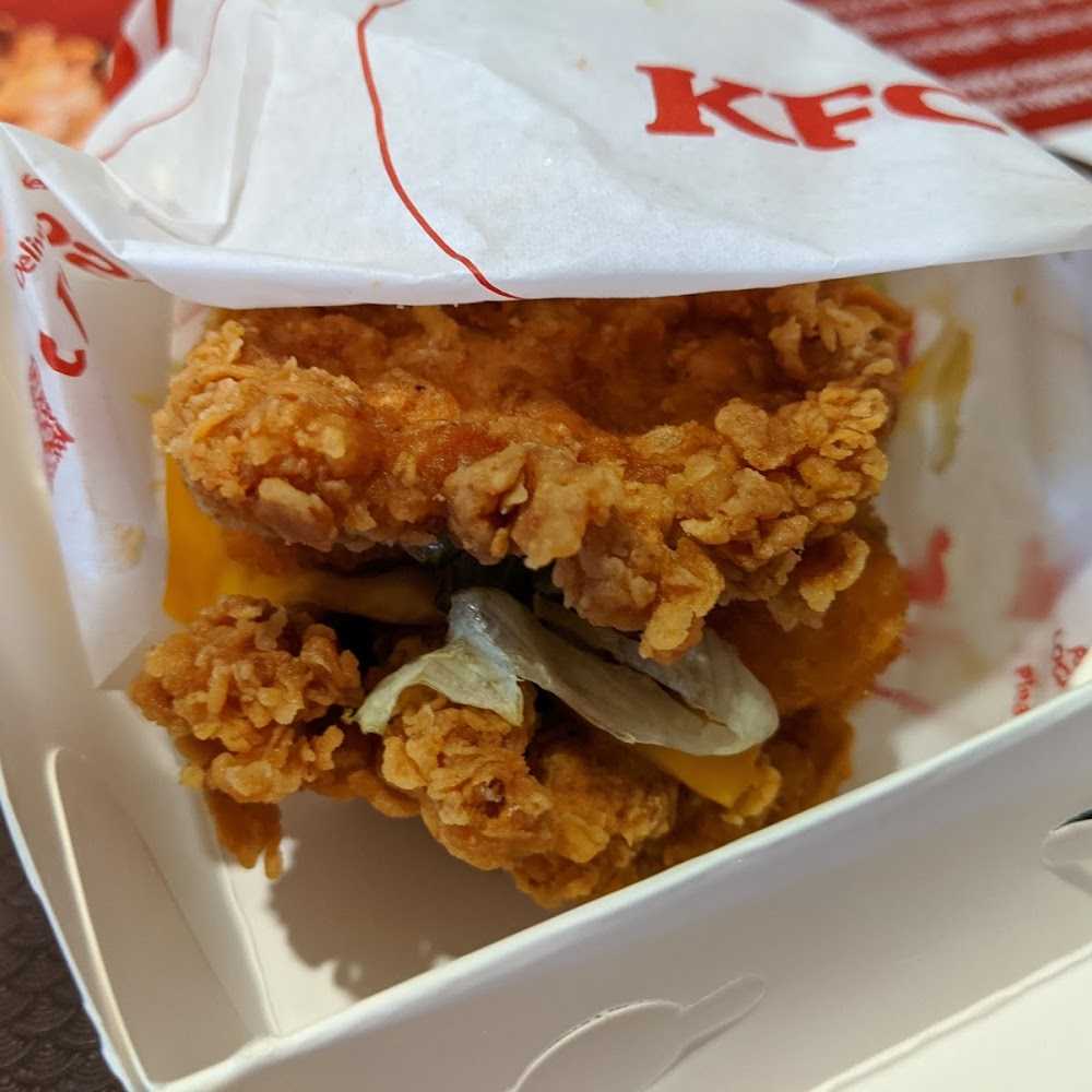Kuliner MIXUE CILEDUG