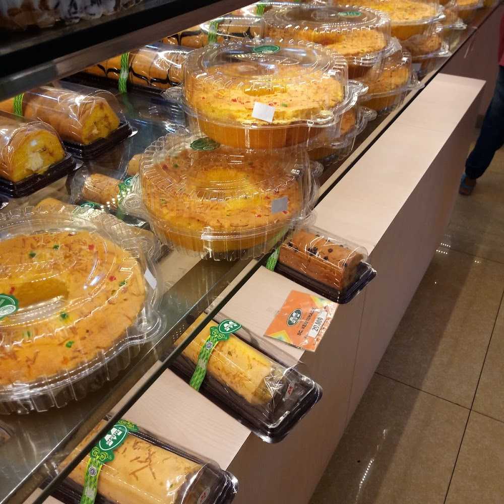 Kuliner Majestyk Bakery & Cake Shop