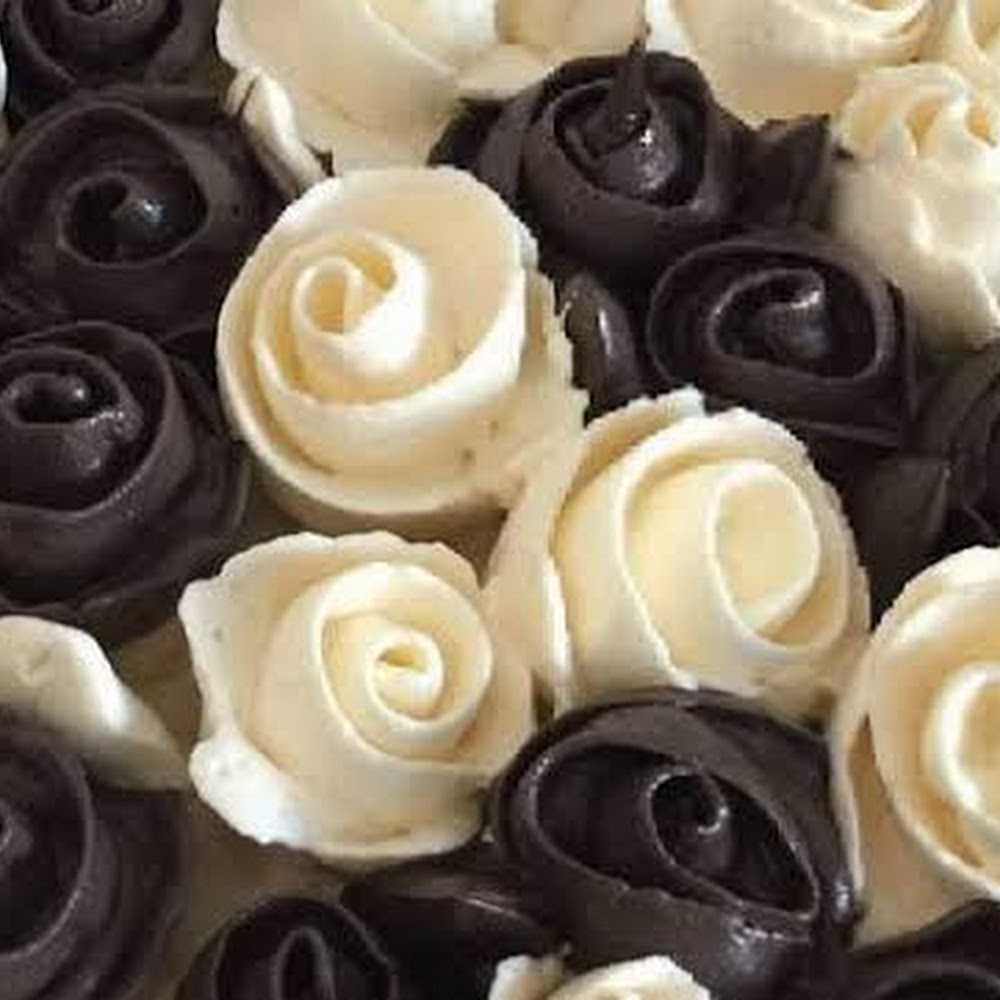 Kuliner Thens Bakery Pondok Kelapa
