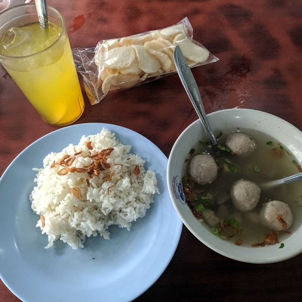 Kuliner The Porch Cafe