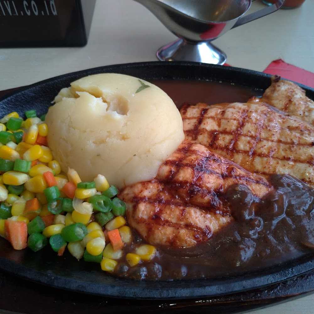 Kuliner Kopi Kenangan - Epicentrum Walk