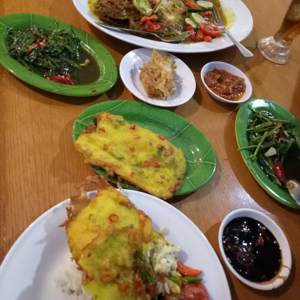 Kuliner Domino's Pizza Utan Kayu