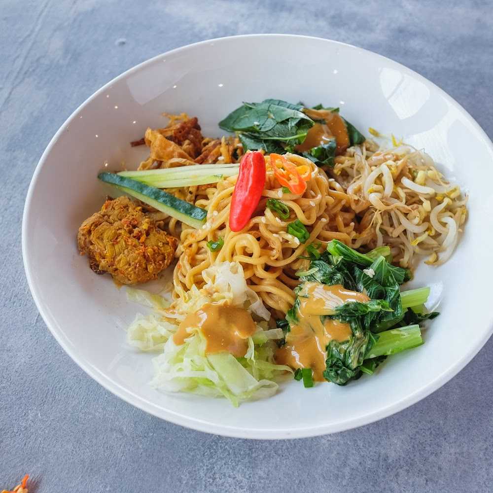 Kuliner MIXUE RAYA SESETAN