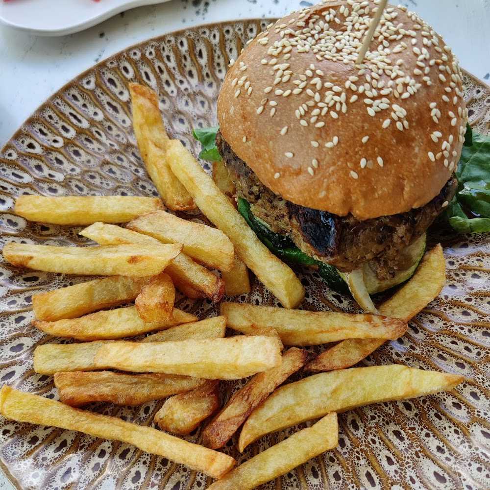 Kuliner Rock Bar