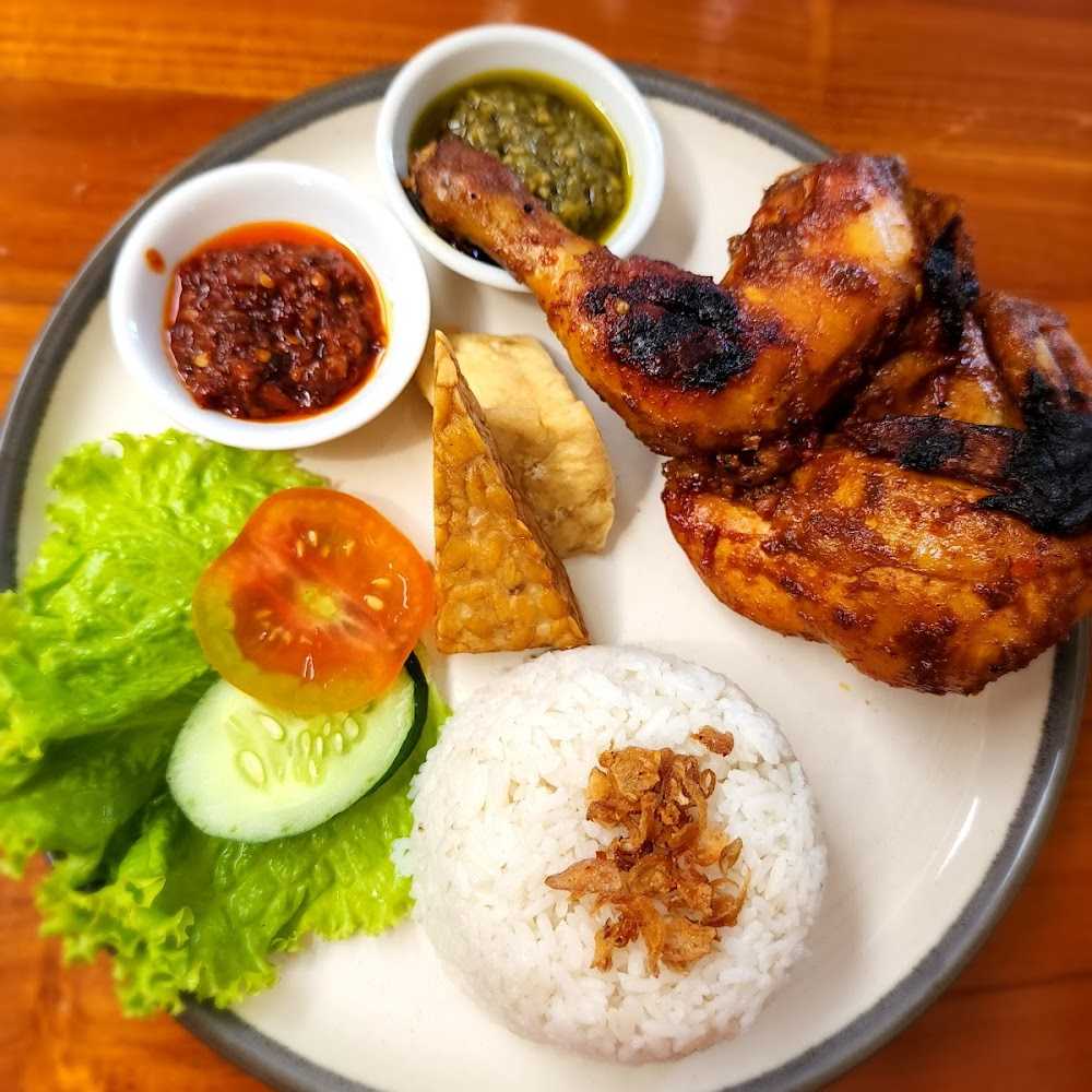 Kuliner  Pizza Hut Restoran  - Sanur