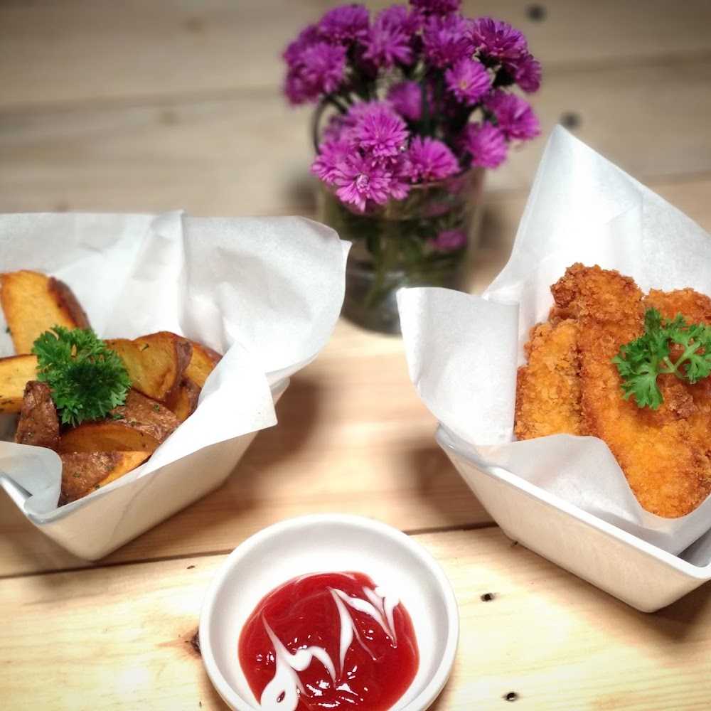 Kuliner MIXUE RAYA SESETAN