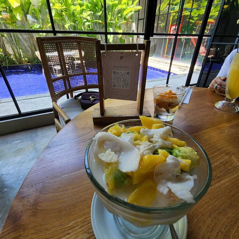Kuliner MIXUE RAYA SESETAN