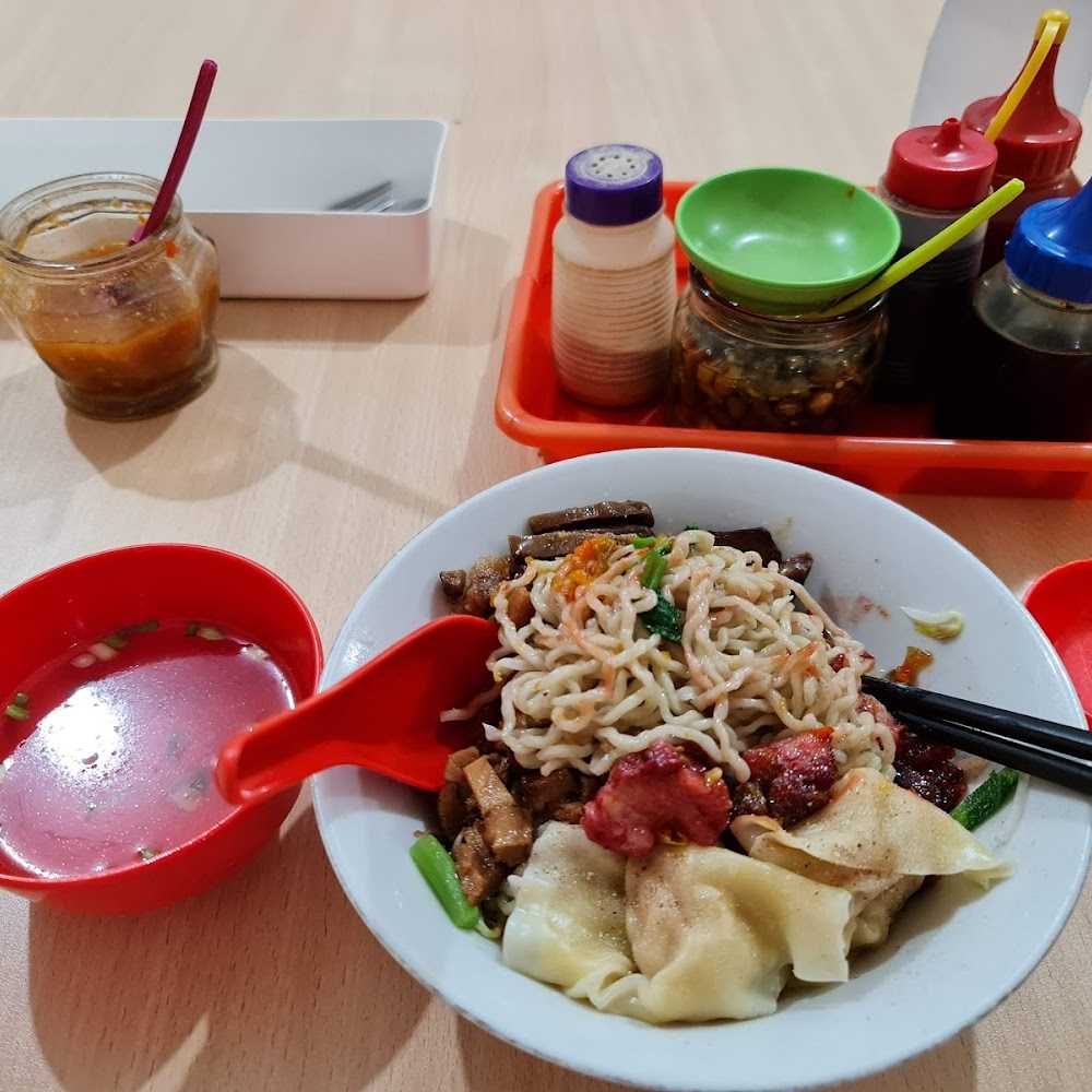 Kuliner The Porch Cafe