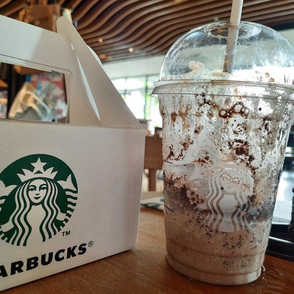 Kuliner Kopi Kenangan - Epicentrum Walk