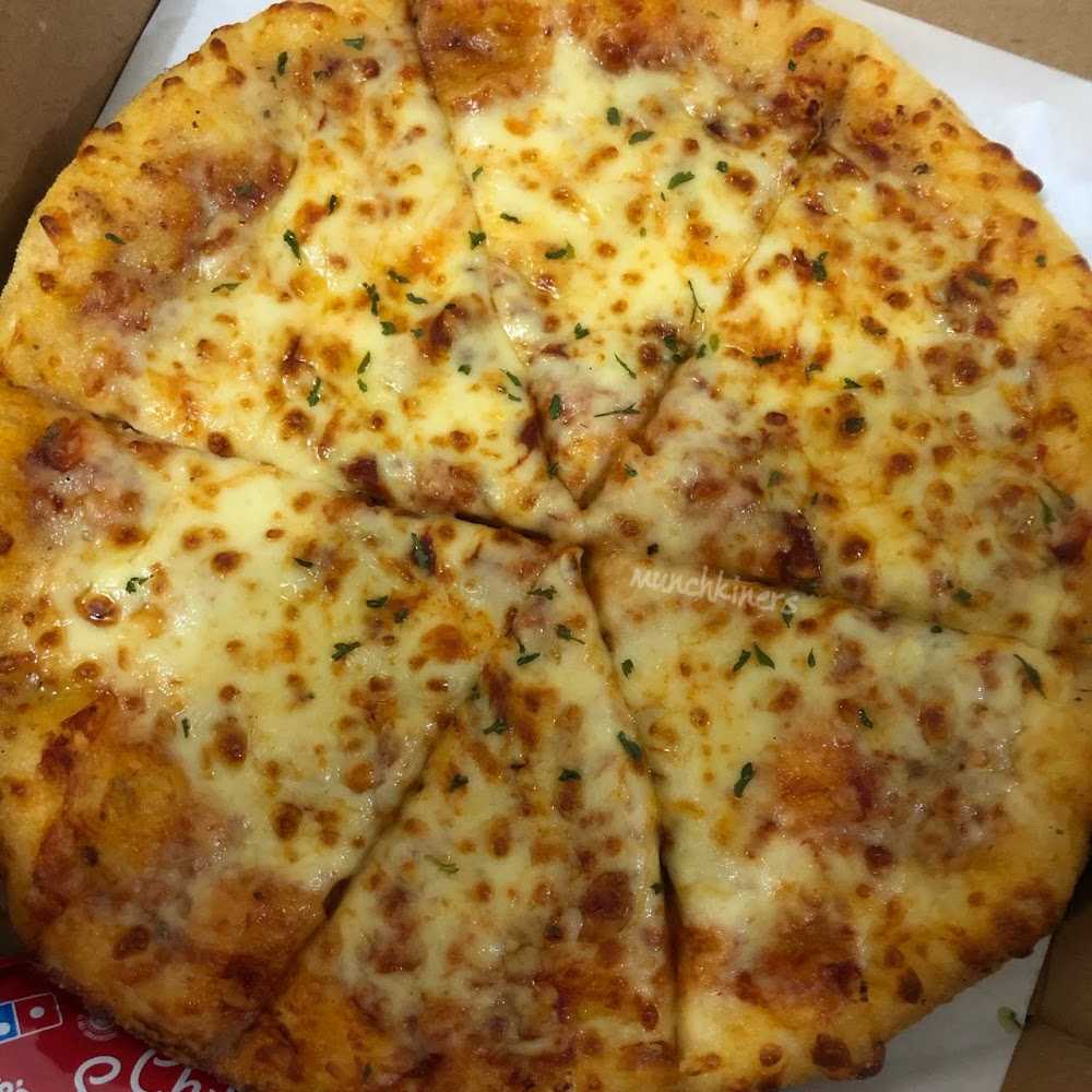 Kuliner Domino's Pizza Indonesia