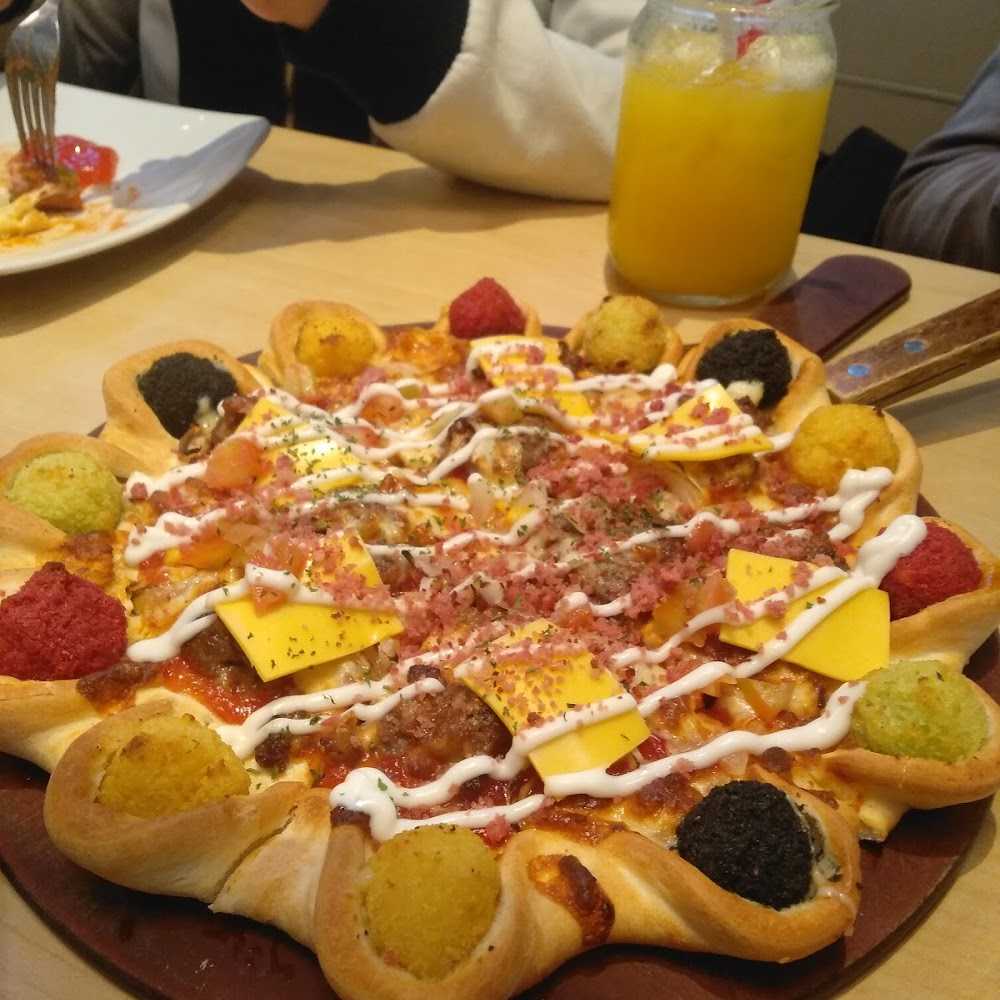 Kuliner Pizza Hut Restoran - Buaran Plaza