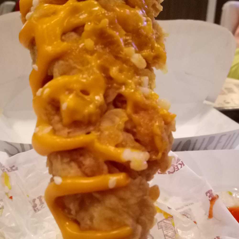 Kuliner Domino's Pizza Utan Kayu