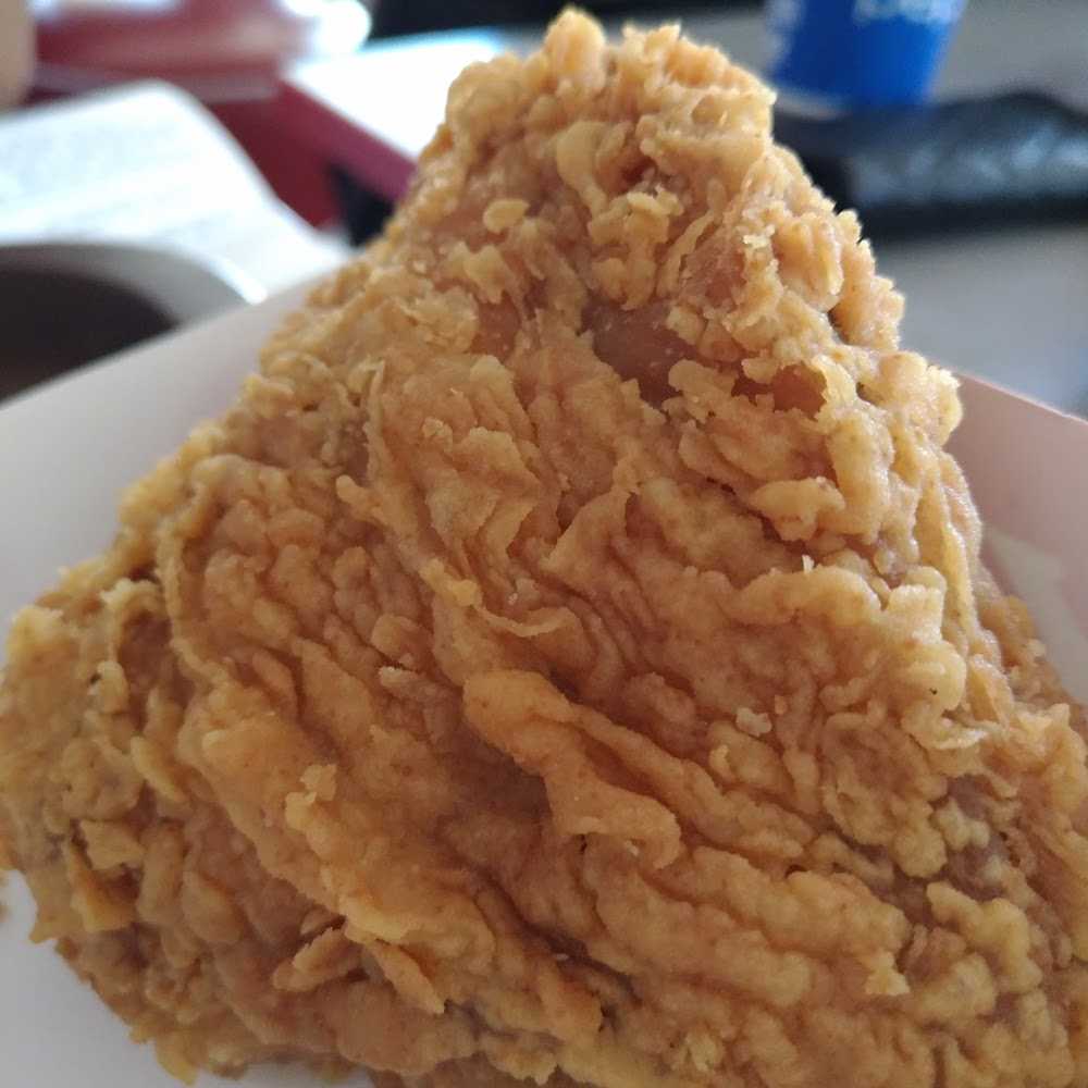 Kuliner Domino's Pizza Utan Kayu