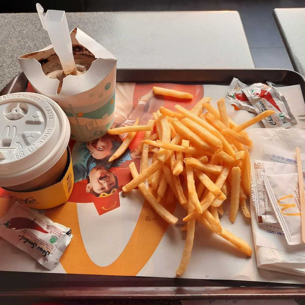 Kuliner McDonald's Pemuda