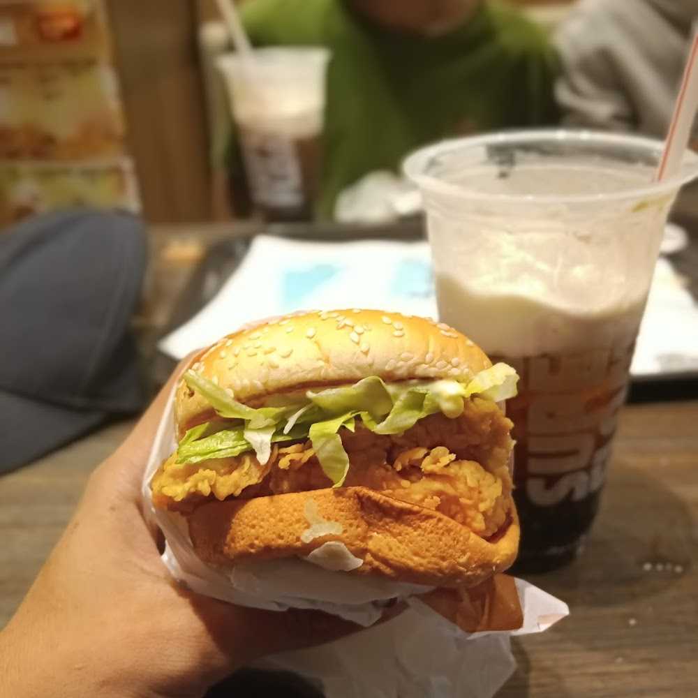 Kuliner MIXUE CILEDUG