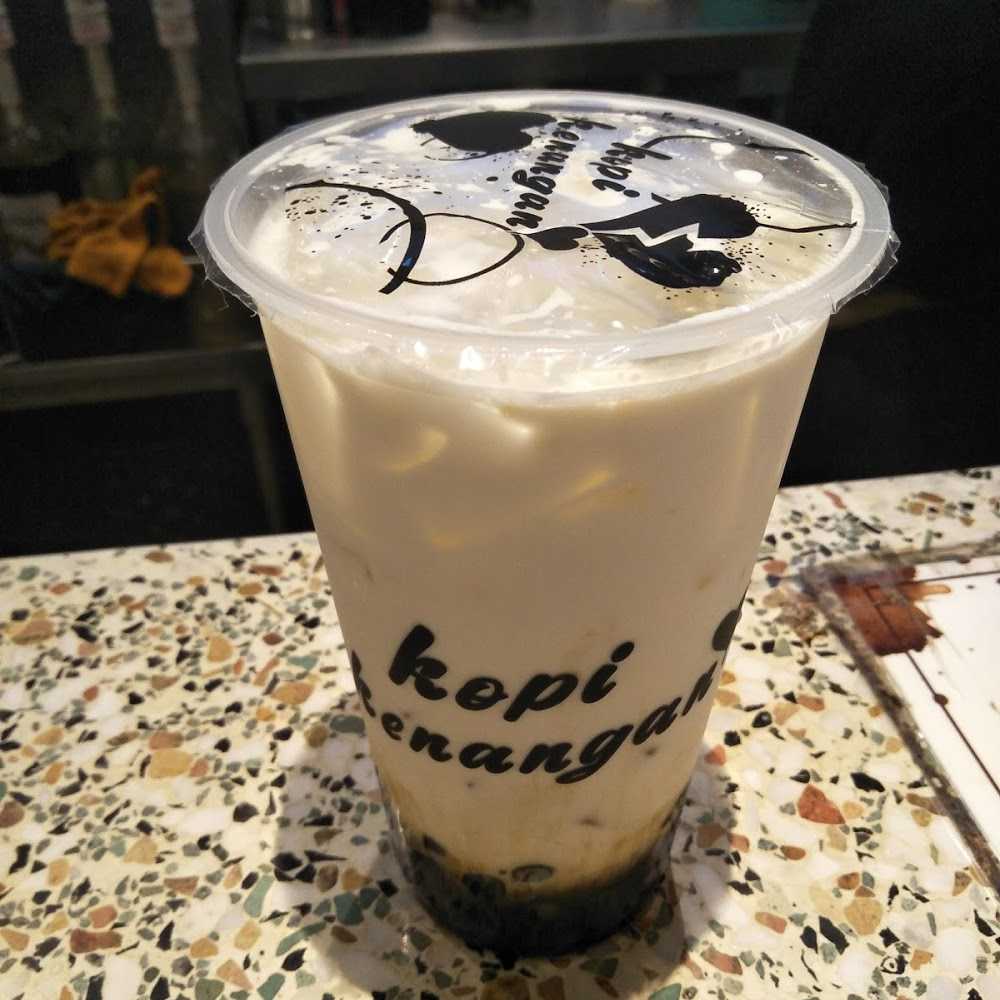 Kuliner Anomali Coffee Menteng