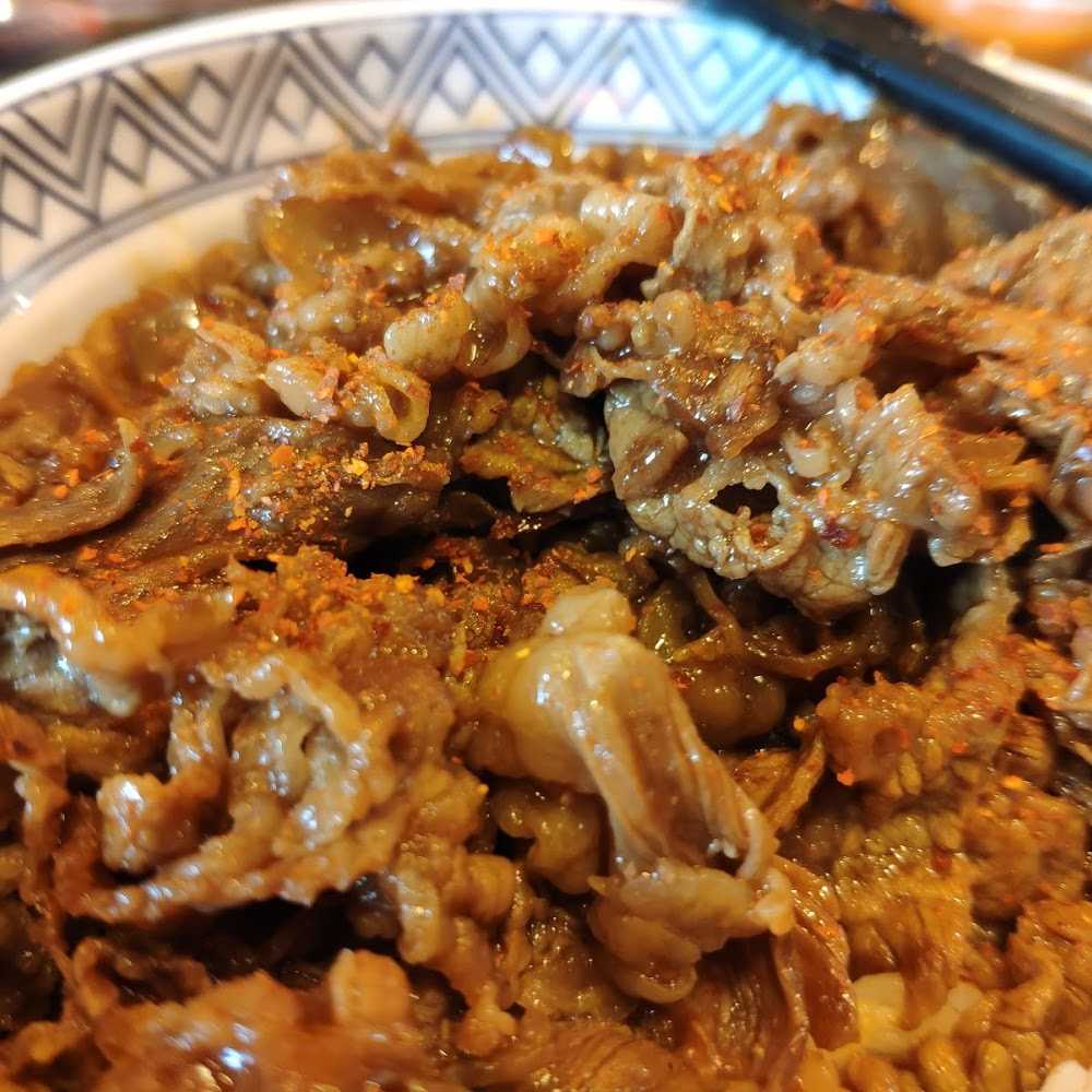 Kuliner Yoshinoya Season City