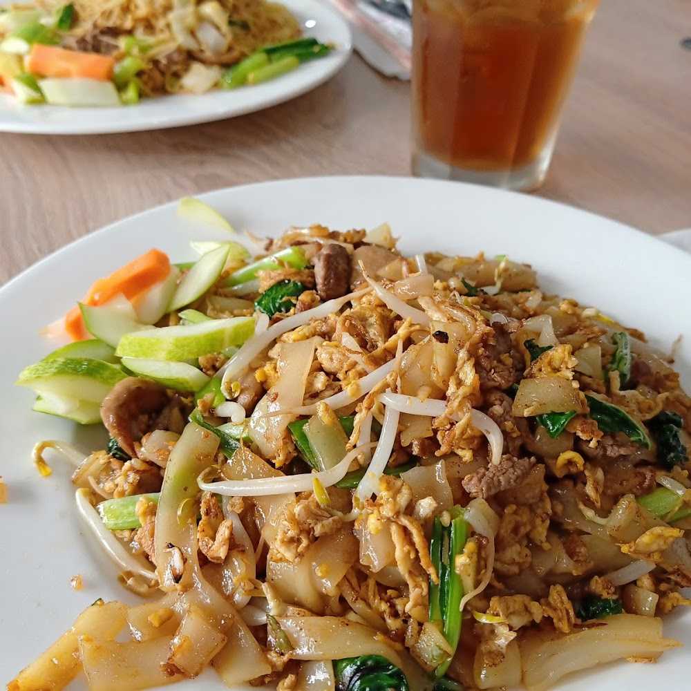 Kuliner Solaria - Oil Center Building