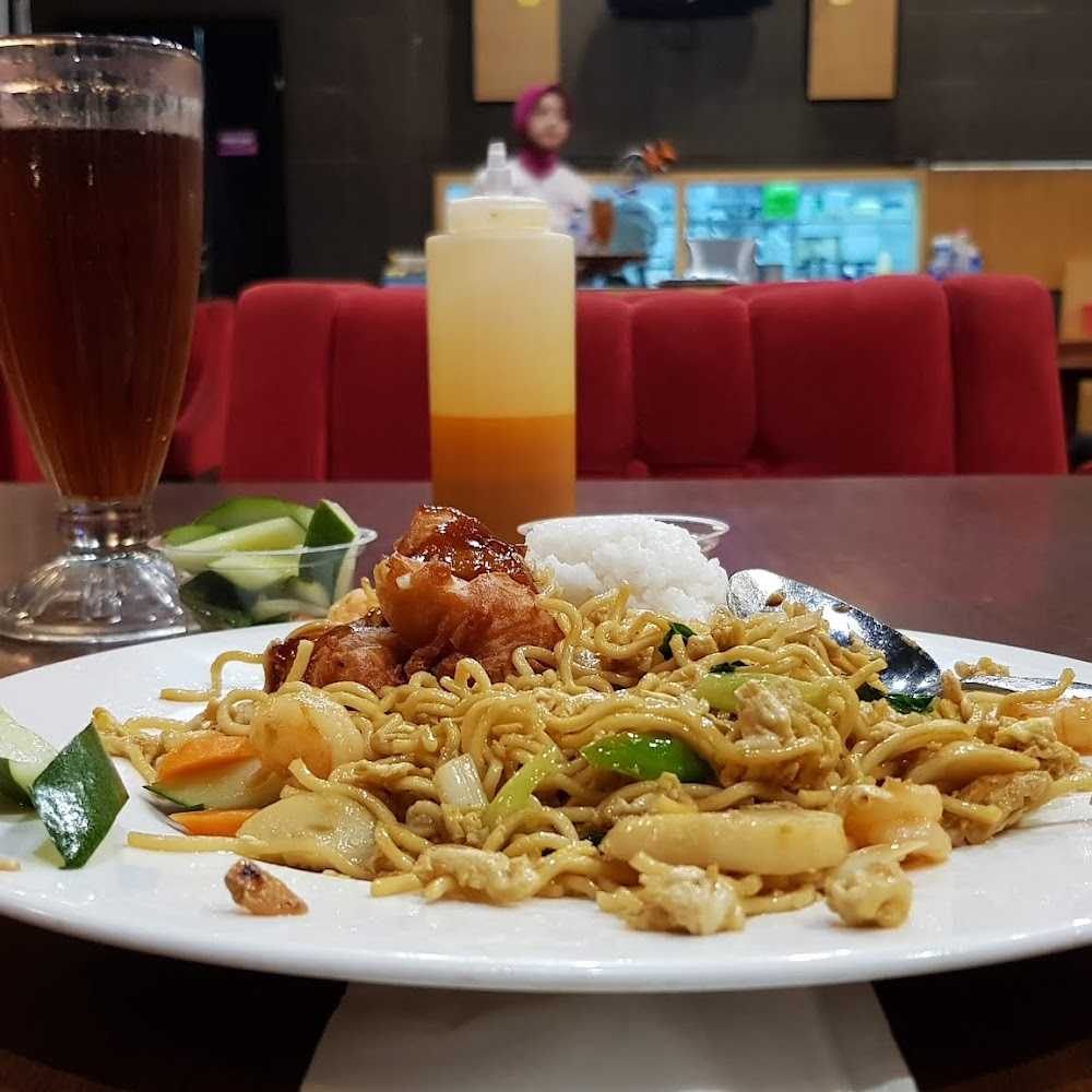 Kuliner McDonald's Manyar Kertoarjo