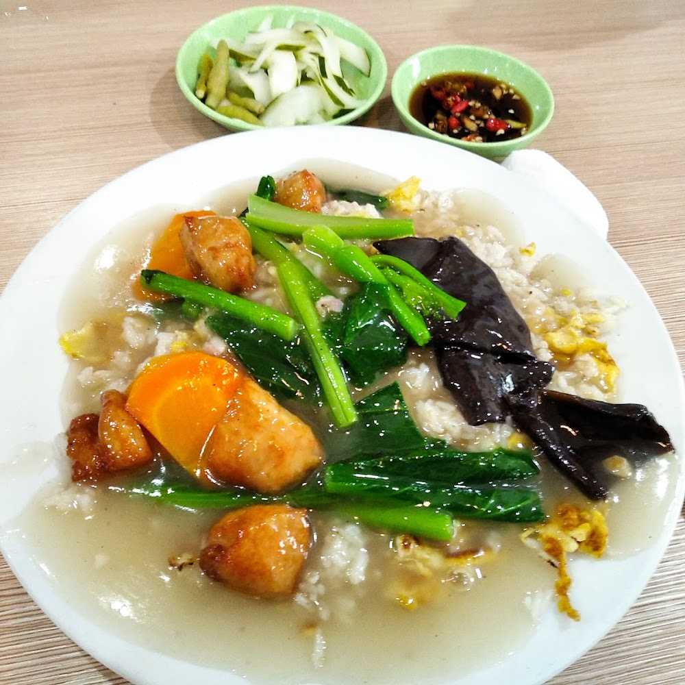 Kuliner Housaku sushi