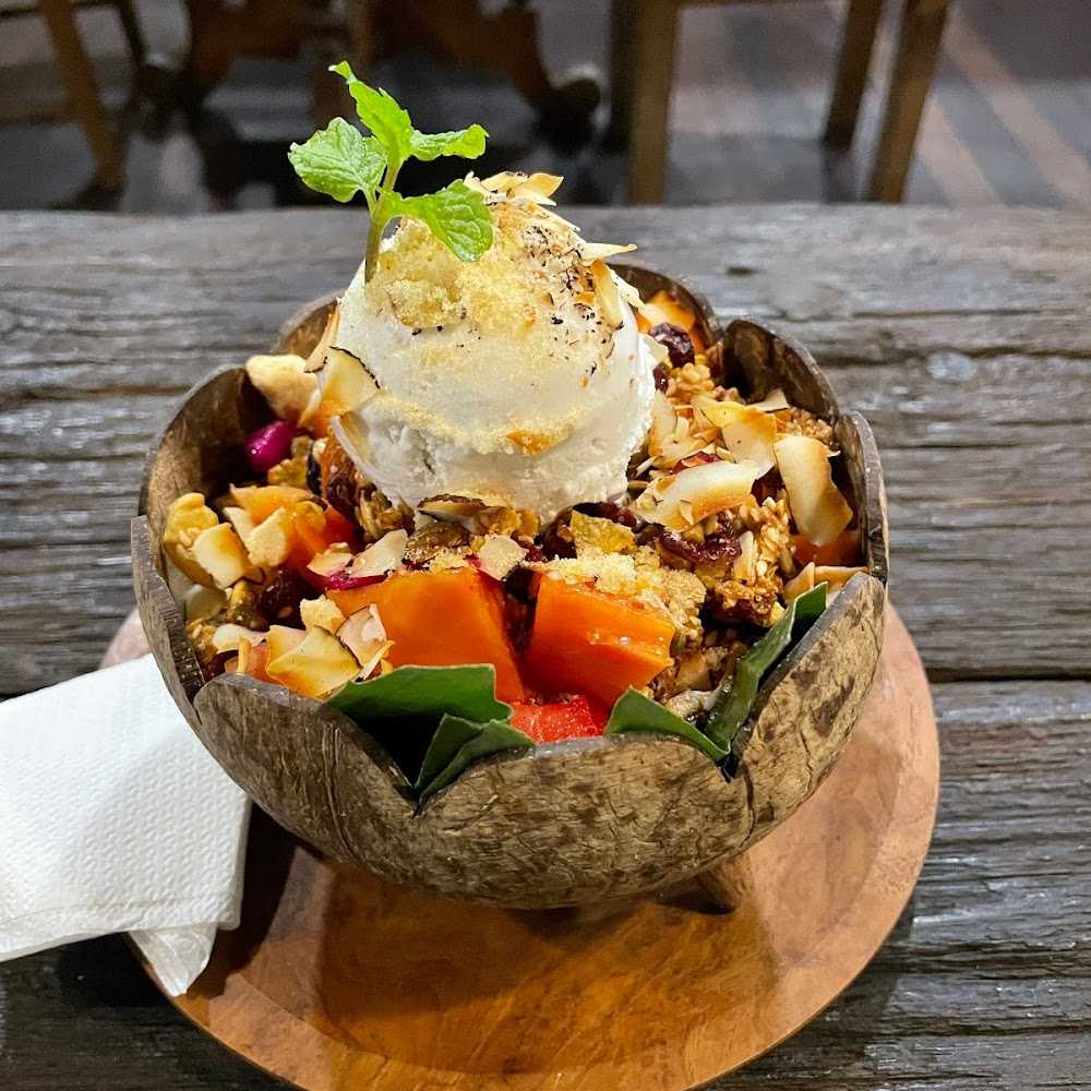 Kuliner Warung Babi Guling Pande Egi