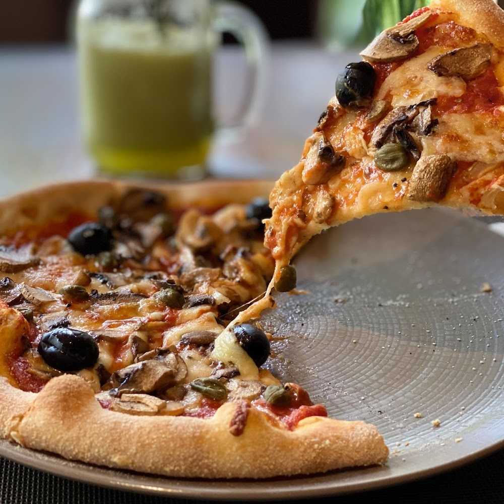 Kuliner Famous Pizza Ubud