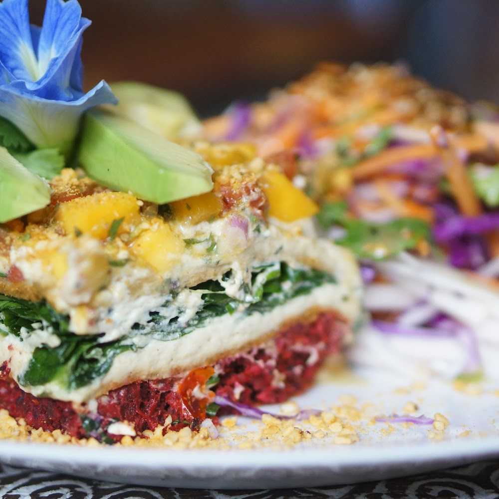 Kuliner Warung Babi Guling Pande Egi