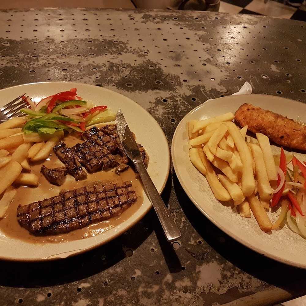 Kuliner Gigglebox Cafe & Resto