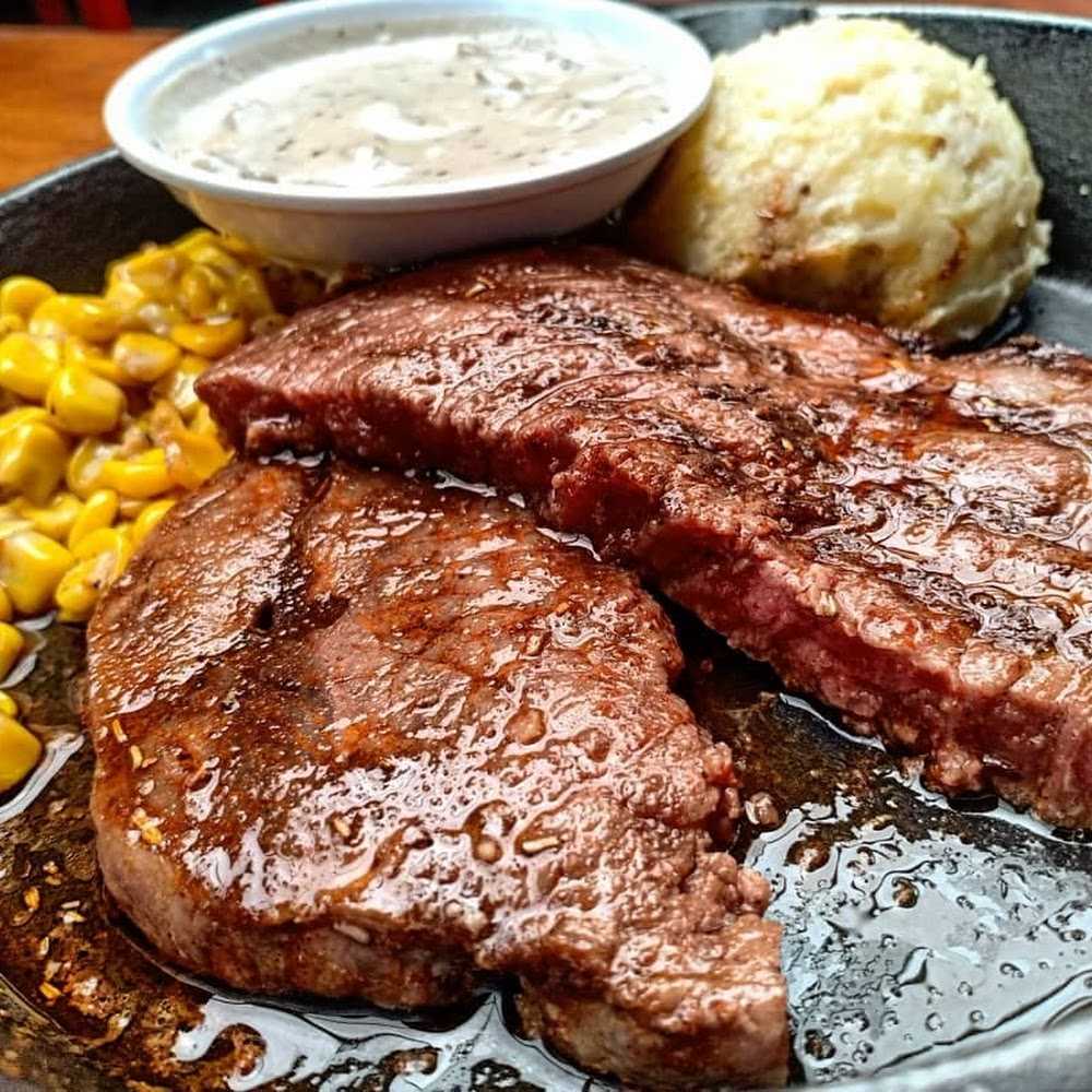 Kuliner Steak Hotel by Holycow