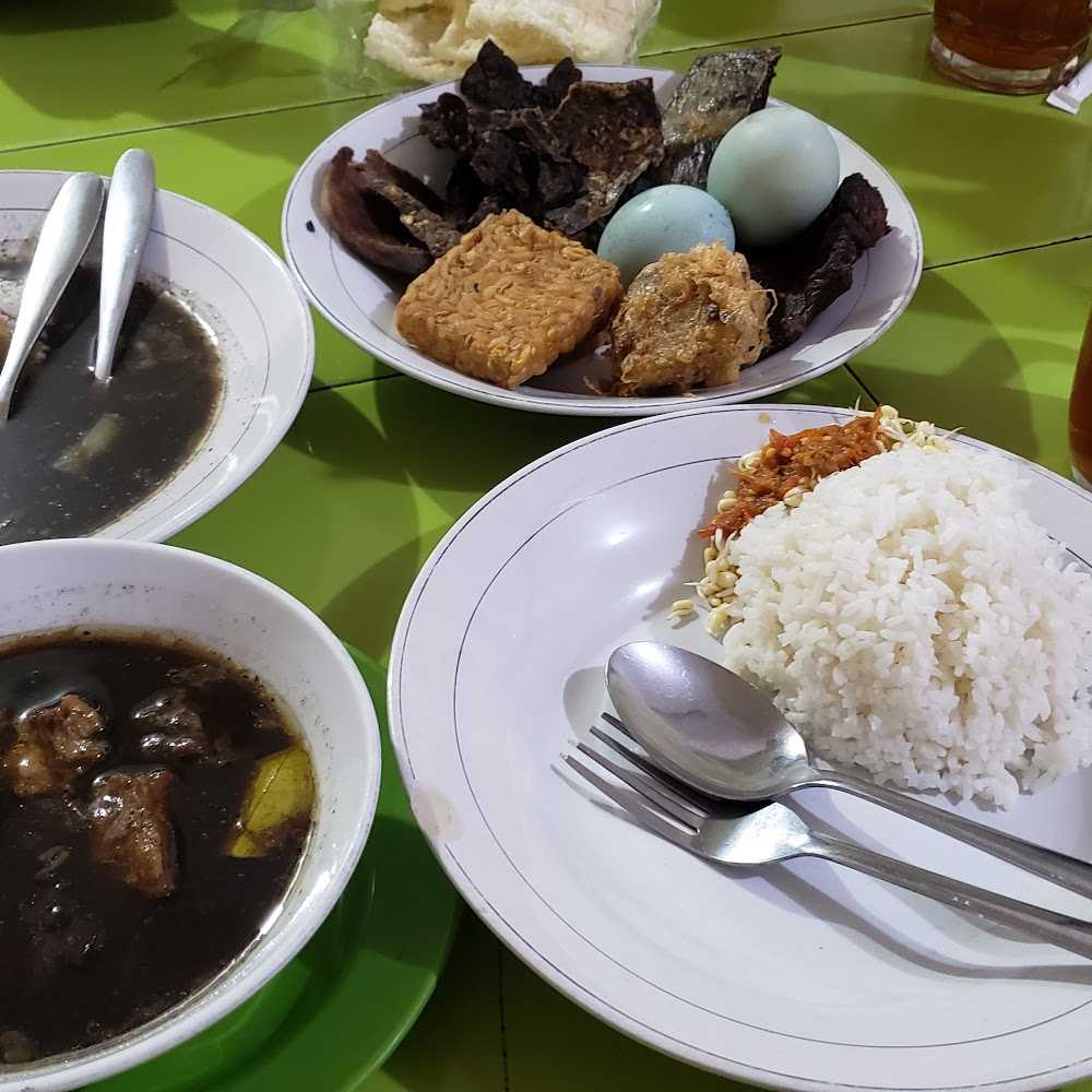 Kuliner Menantea Surabaya Imam Bonjol  Kartini