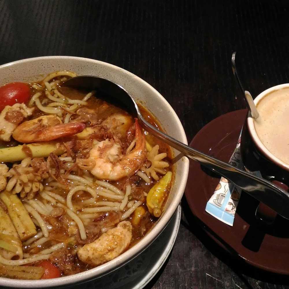Kuliner The Localist Coffee and Bistro Surabaya