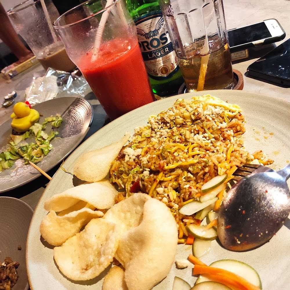 Kuliner Belly Buddy Eatery