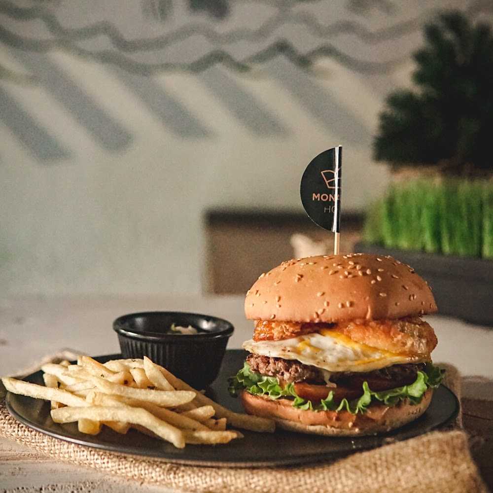 Kuliner Starbucks Bogor Rest Area