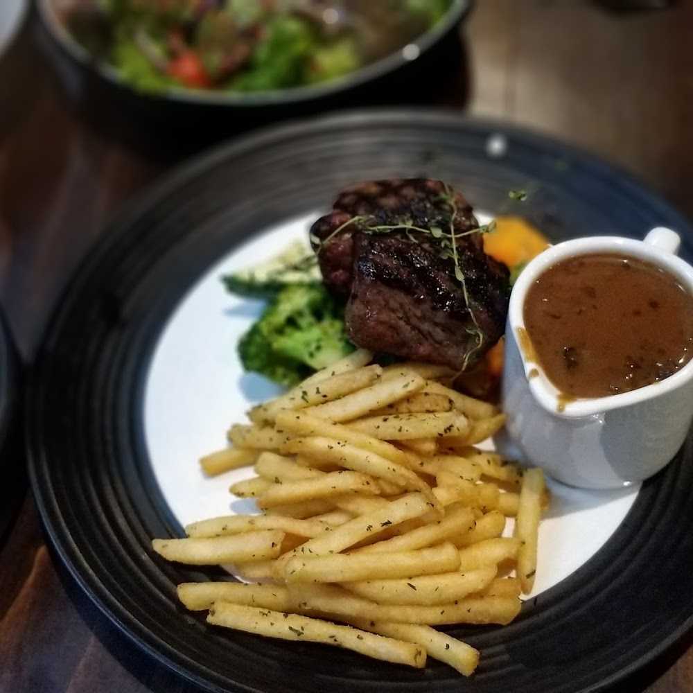 Kuliner Kedai Tiga Nyonya