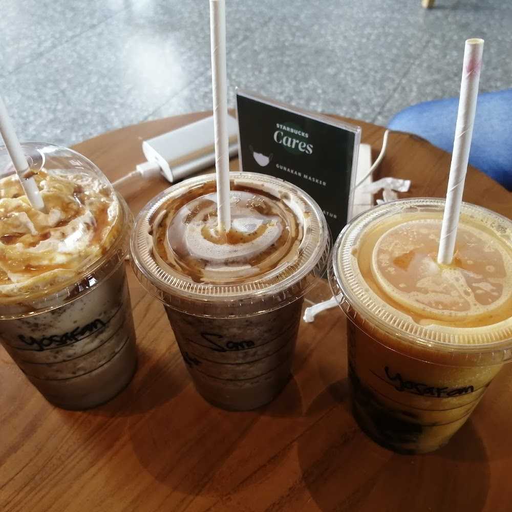 Kuliner Starbucks Batam Centre