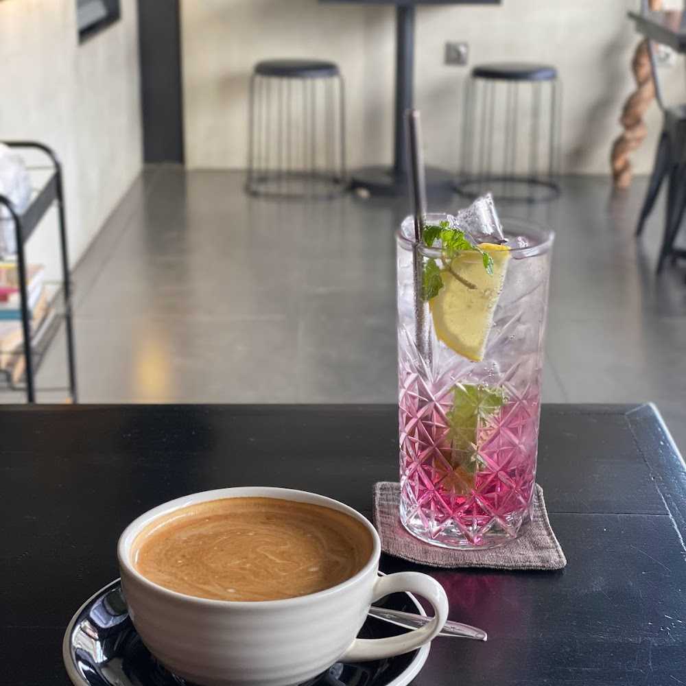 Kuliner Warmmeet Coffee Seminyak