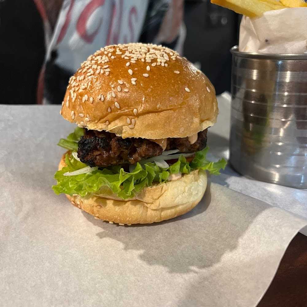 Kuliner Pit Stop Burger