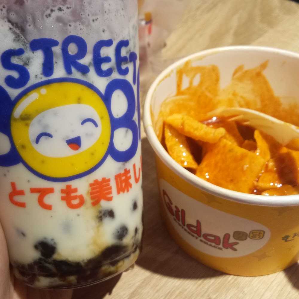 Kuliner Street Boba Grand Wisata Bekasi