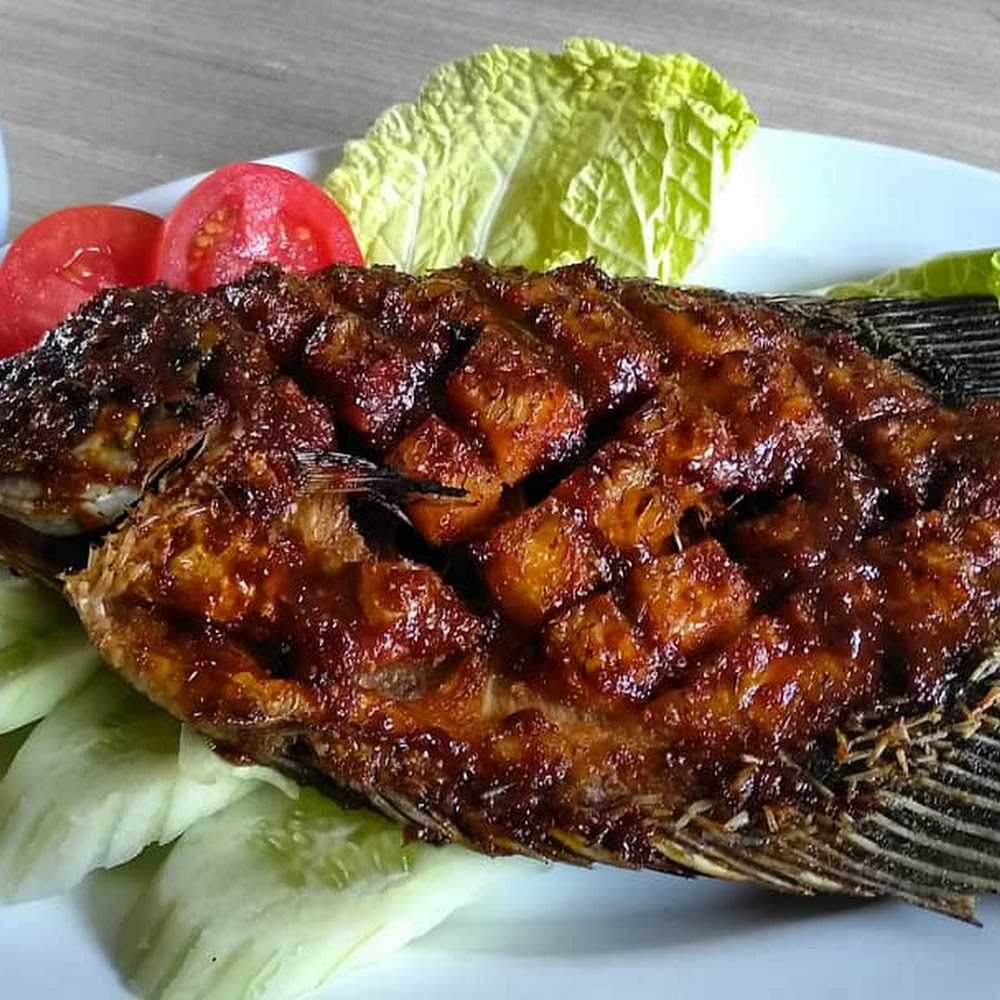 Kuliner Sahabat Mixue Grand Galaxy Bekasi