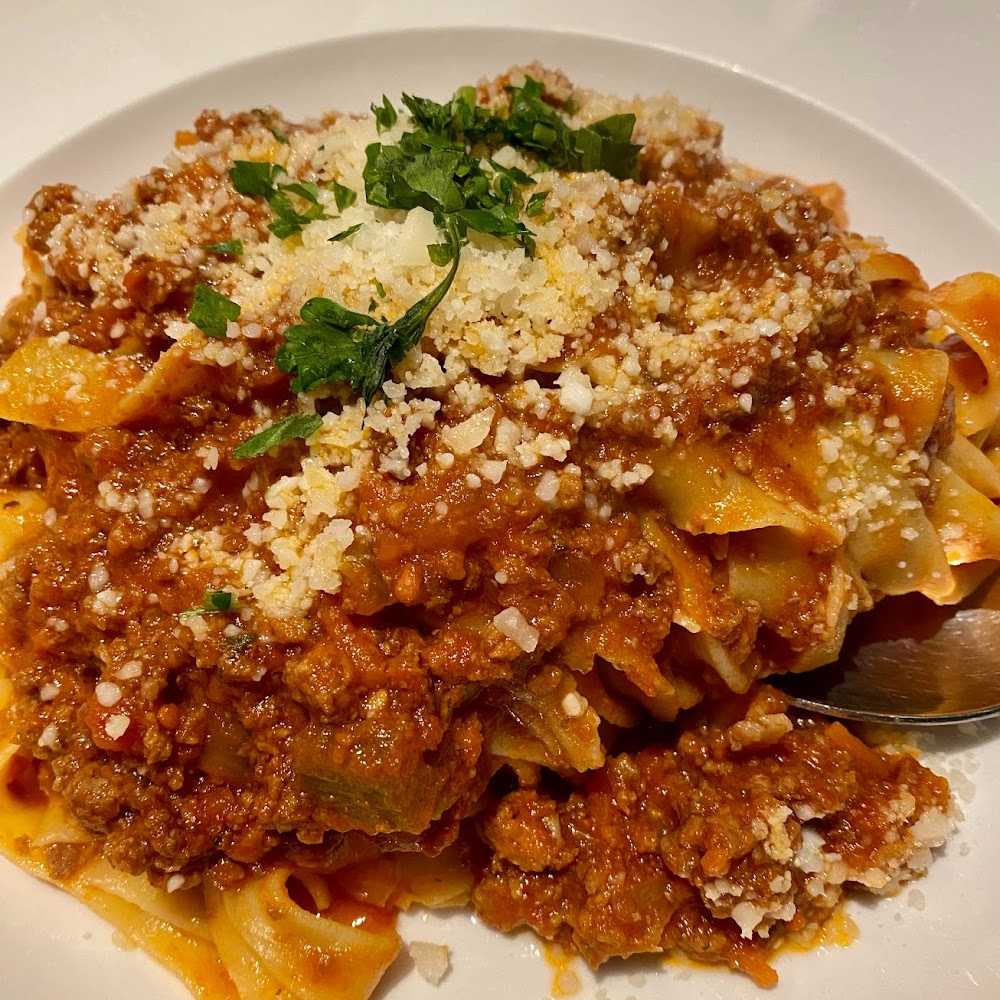 Kuliner Al Volo Osteria