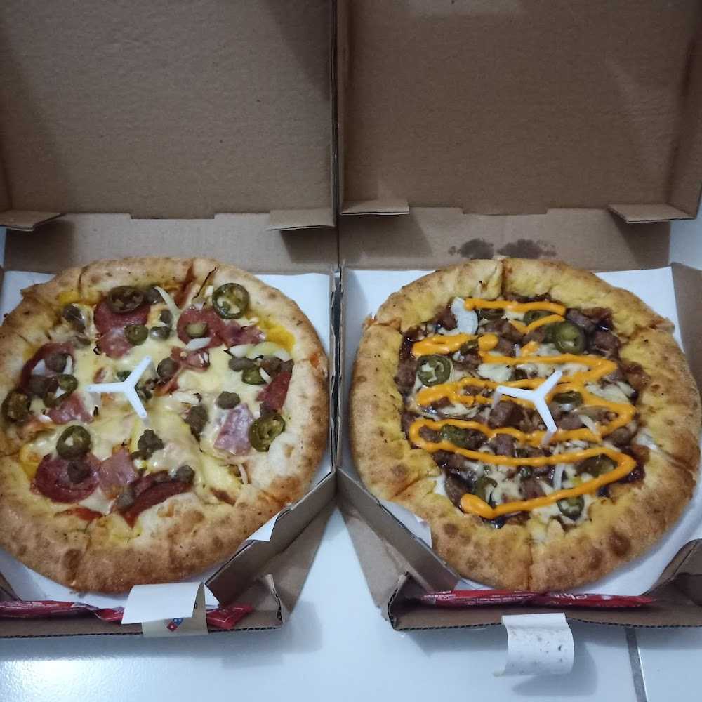 Kuliner Domino's Pizza - Kelapa Dua Depok
